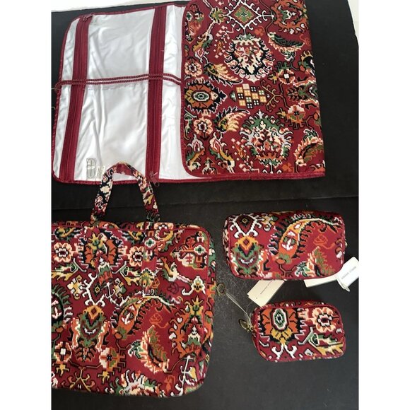 NEW Adrienne Vittadini Lot Makeup Travel Bag Red Black Hanging Beauty Case Lot - Picture 1 of 11